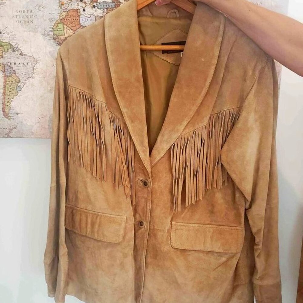 Hunters Run, Tan Suede vintage fringed jacket, Size 1X